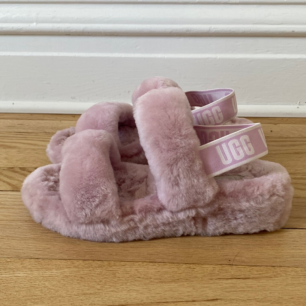 UGG Fluff Oh Yeah slipper / sandals in lilac